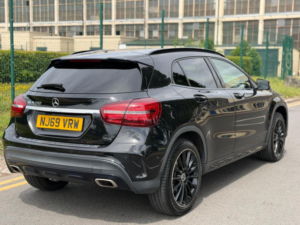 2019 Mercedes-Benz Gla 1.6 Gla200 Amg Line Edition 7g-Dct Euro 6 (s/s) 5dr in Black — image 4