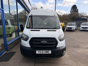 2021 Ford Transit 2.0 460 Ecoblue Trend 17 Seater Minibus 5dr Diesel Manual Rwd L4 H3 Euro 6 130 Ps in White — image 2