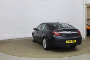 2014 Vauxhall Insignia 2.0 Cdti Ecoflex Energy Euro 5 (s/s) 5dr in Black — image 5
