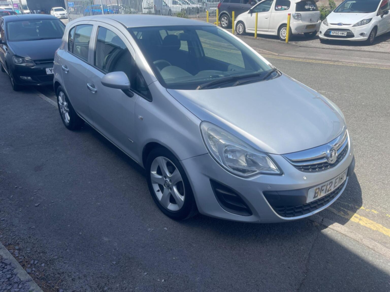 2012 Vauxhall Corsa 1.2 16v Exclusiv Easytronic Euro 5 5dr (a/c) in Silver — image 1
