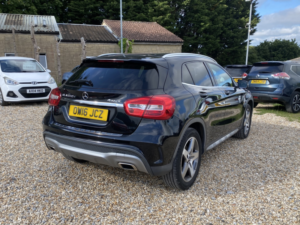 2016 Mercedes-Benz Gla 2.1 Gla220d Amg Line in Black — image 3