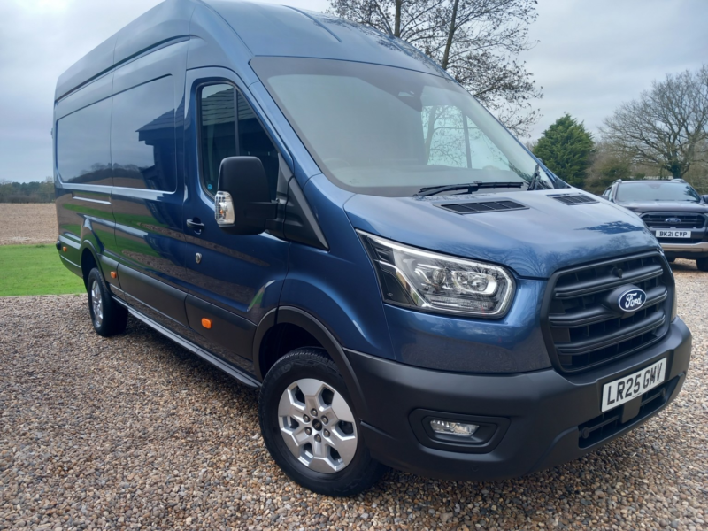 2025 Ford Transit 2.0 Transit Trend Van 350 L4 2.0l Ecoblue 165ps Rwd 6 Speed Manual in Blue — image 1