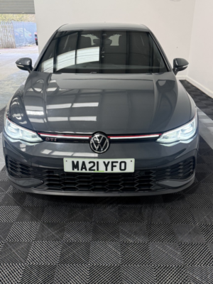 2021 Volkswagen Golf 2.0 Tsi Gti Clubsport in Grey — image 2