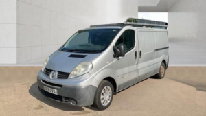 2011 Renault Trafic 2.0 Dci Ll29 L3 H1 4dr (phase 3) in Silver — image 3