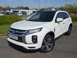 2019 Mitsubishi Asx 2.0 Mivec Exceed SUV 5dr Petrol CVT 4WD Euro 6 (s/s) (150 Ps) in White — image 4