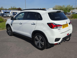 2019 Mitsubishi Asx 2.0 Mivec Exceed SUV 5dr Petrol CVT 4WD Euro 6 (s/s) (150 Ps) in White — image 6