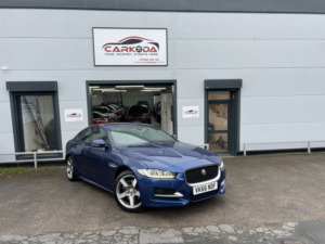 2016 Jaguar Xe 2.0 D R-Sport in Blue — image 3