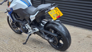 2021 BMW F 900 R 900 Euro 5 in Multicolour — image 2