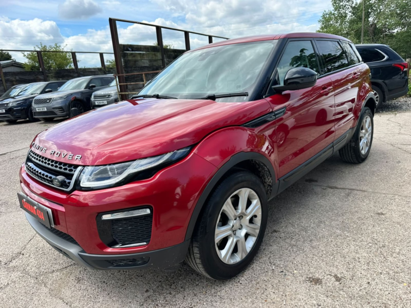2018 Land Rover Range Rover Evoque 2.0 Td4 Se Tech in Red — image 1