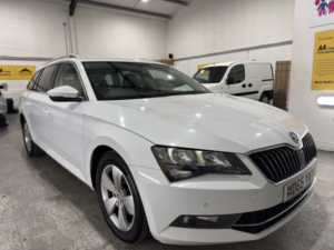 2016 Skoda Superb 2.0 Tdi Se Business in White — image 3