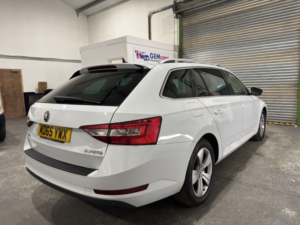 2016 Skoda Superb 2.0 Tdi Se Business in White — image 5