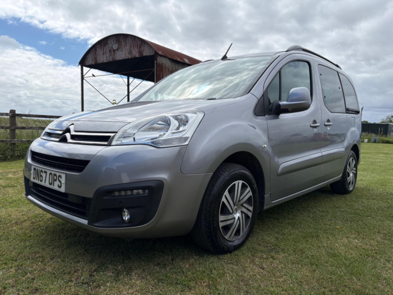 2017 Citroen Berlingo 1.6 Bluehdi Flair Multispace MPV Etg6 Euro 6 (s/s) 5dr in Grey — image 1