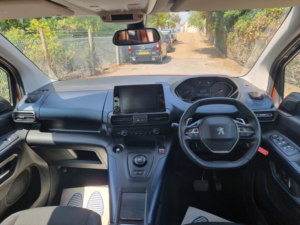 2022 Peugeot Rifter 1.2 Xl Horizon Re Plus in Bronze — image 2