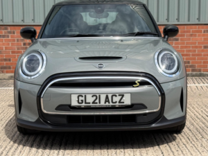 2021 MINI Electric Hatch Cooper Se 32.6kwh Level 2 Auto 3dr in Grey — image 3