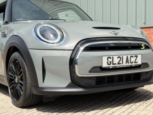 2021 MINI Electric Hatch Cooper Se 32.6kwh Level 2 Auto 3dr in Grey — image 5