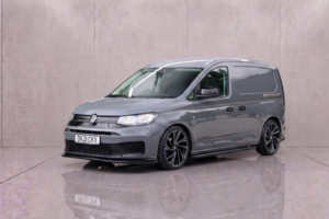 2021 Volkswagen Caddy 2.0 Caddy C20 Commerce Tdi in Grey — image 3