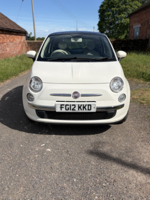 2012 Fiat 500 1.2 500 1.2 Lounge (start Stop) in White — image 2