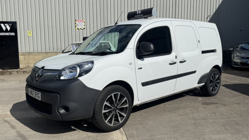 2018 Renault Kangoo Maxi Kangoo I Maxi Van Z.e 33 Business Electric Automatic White Lwb 6dr No Vat+work Ready in White — image 1