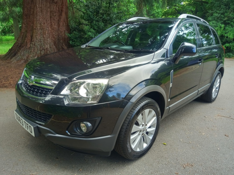 2014 Vauxhall Antara 2.2 Cdti Diamond in Black — image 1