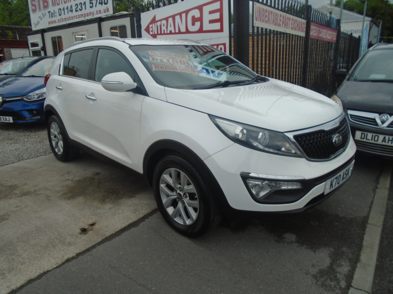 2014 Kia Sportage 1.6 Gdi Ecodynamics White Edition SUV 5dr Petrol Manual 2WD Euro 5 (s/s) (133 Bhp) in White — image 1