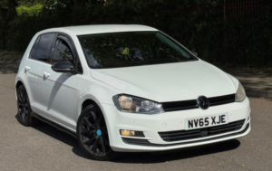 2016 Volkswagen Golf 1.6 Tdi Bluemotion Tech Match Edition in White — image 6