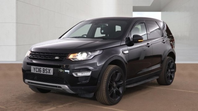 2016 Land Rover Discovery Sport 2.0 Td4 Hse Luxury in Black — image 1