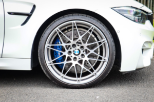 2020 BMW M4 3.0 Biturbo Gpf Competition Coupe 2dr Petrol Dct Euro 6 (s/s) (450 Ps) in White — image 3