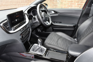 2024 Kia Proceed 1.5 T-Gdi Gt-Line Shooting Brake 5dr Petrol Manual Euro 6 (s/s) (158 Bhp) in Red — image 4
