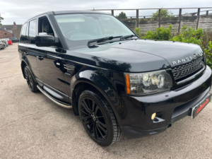 2012 Land Rover Range Rover Sport 3.0 Sd V6 Hse in Black — image 3