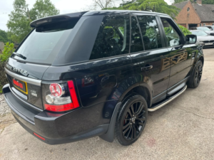 2012 Land Rover Range Rover Sport 3.0 Sd V6 Hse in Black — image 4