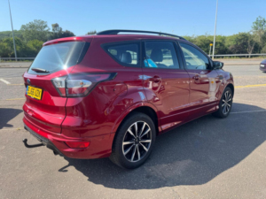 2016 Ford Kuga 1.5t Ecoboost St-Line Euro 6 (s/s) 5dr in Red — image 5