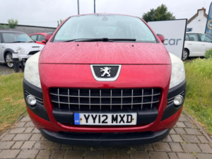 2012 Peugeot 3008 1.6 Hdi Active Euro 5 5dr in Red — image 2