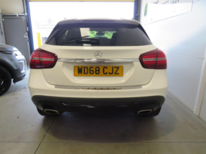 2018 Mercedes-Benz Gla 1.6 Gla180 Urban Edition 7g-Dct Euro 6 (s/s) 5dr in White — image 5