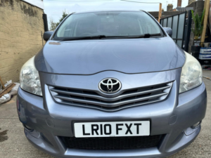 2010 Toyota Verso 2.2 D-Cat Tr in Blue — image 4