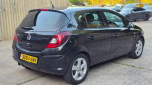 2014 Vauxhall Corsa 1.4 16v Sxi Euro 5 5dr (a/c) in Black — image 5
