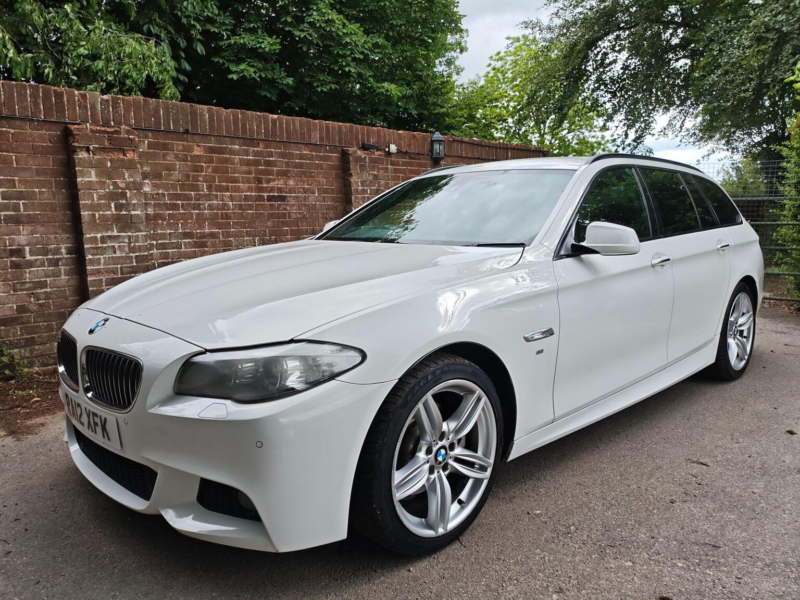 2012 BMW 5 Series 2.0 520i M Sport Touring Auto Euro 5 (s/s) 5dr in White — image 1