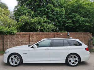 2012 BMW 5 Series 2.0 520i M Sport Touring Auto Euro 5 (s/s) 5dr in White — image 3