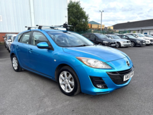 2009 Mazda Mazda3 1.6d Ts2 Euro 4 5dr in Blue — image 2