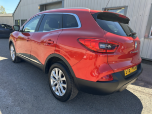 2017 Renault Kadjar 1.2 Dynamique Nav Tce 130 in Red — image 5