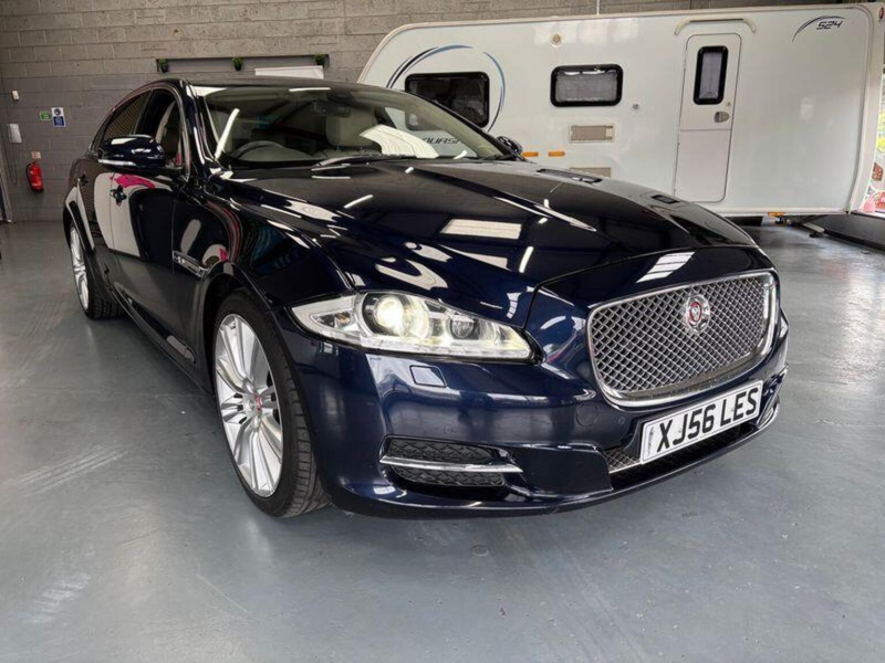 2014 Jaguar Xj 3.0 V6 Portfolio Auto Euro 5 (s/s) 4dr (lwb) in Blue — image 1
