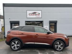 2017 Peugeot 3008 1.6 Bluehdi Gt Line in Bronze — image 2