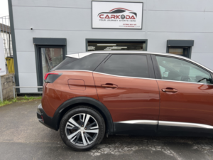 2017 Peugeot 3008 1.6 Bluehdi Gt Line in Bronze — image 3