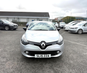 2015 Renault Clio 1.2 16v Expression + Euro 5 5dr in Silver — image 4