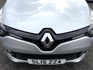 2015 Renault Clio 1.2 16v Expression + Euro 5 5dr in Silver — image 5