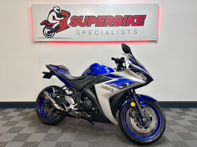 2016 Yamaha R3 300 Abs in Blue — image 1