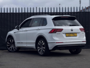 2017 Volkswagen Tiguan 2.0 Tdi Bluemotion Tech R-Line Euro 6 (s/s) 5dr in White — image 2