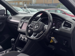 2017 Volkswagen Tiguan 2.0 Tdi Bluemotion Tech R-Line Euro 6 (s/s) 5dr in White — image 3