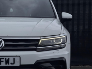 2017 Volkswagen Tiguan 2.0 Tdi Bluemotion Tech R-Line Euro 6 (s/s) 5dr in White — image 5