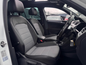 2017 Volkswagen Tiguan 2.0 Tdi Bluemotion Tech R-Line Euro 6 (s/s) 5dr in White — image 6