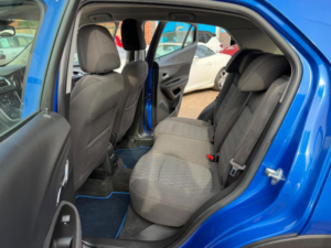 2013 Vauxhall Mokka 1.7 Cdti Tech Line 2WD Euro 5 (s/s) 5dr in Blue — image 5